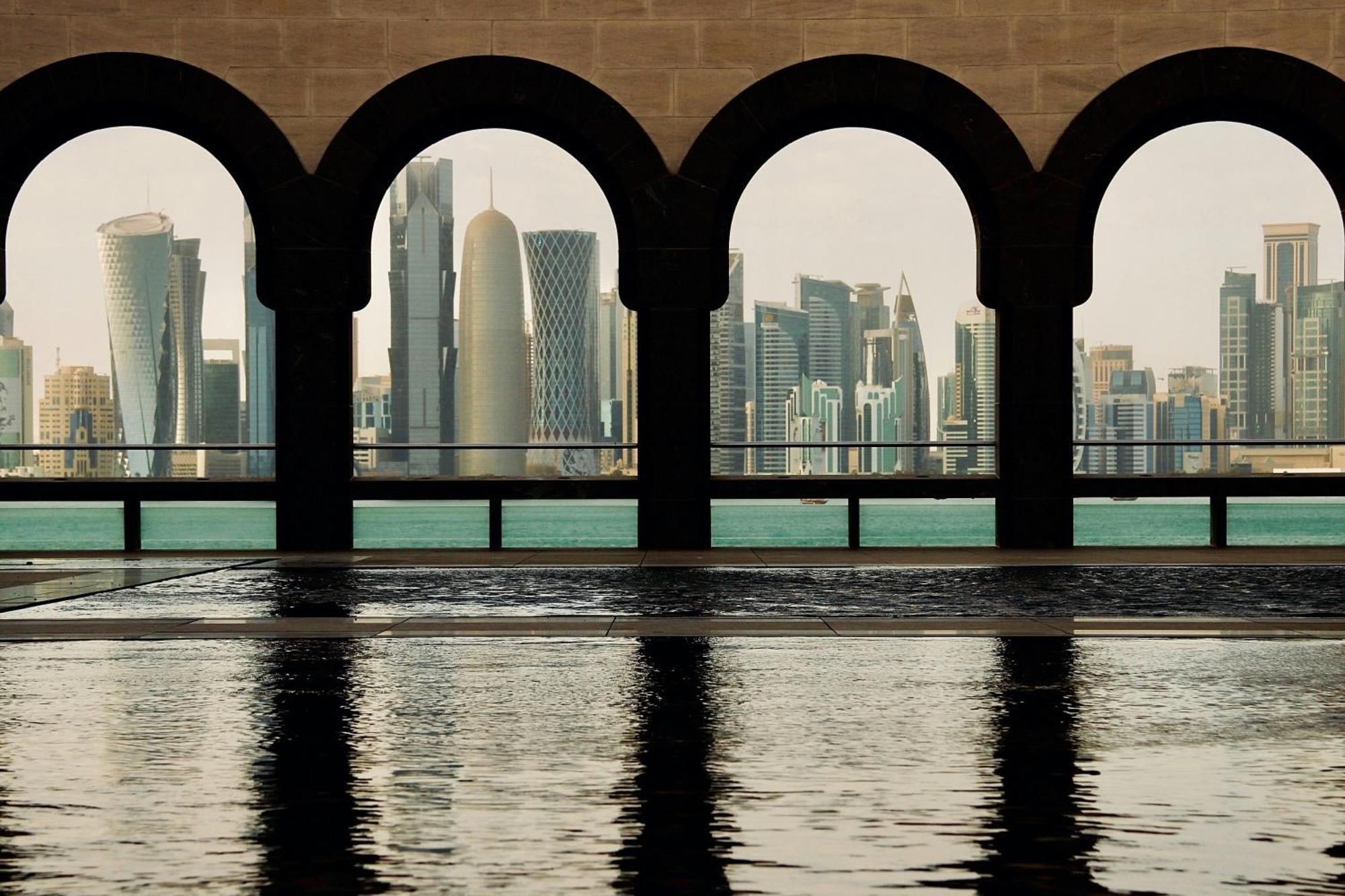 Saraya Palace Hotel Doha Bagian luar foto