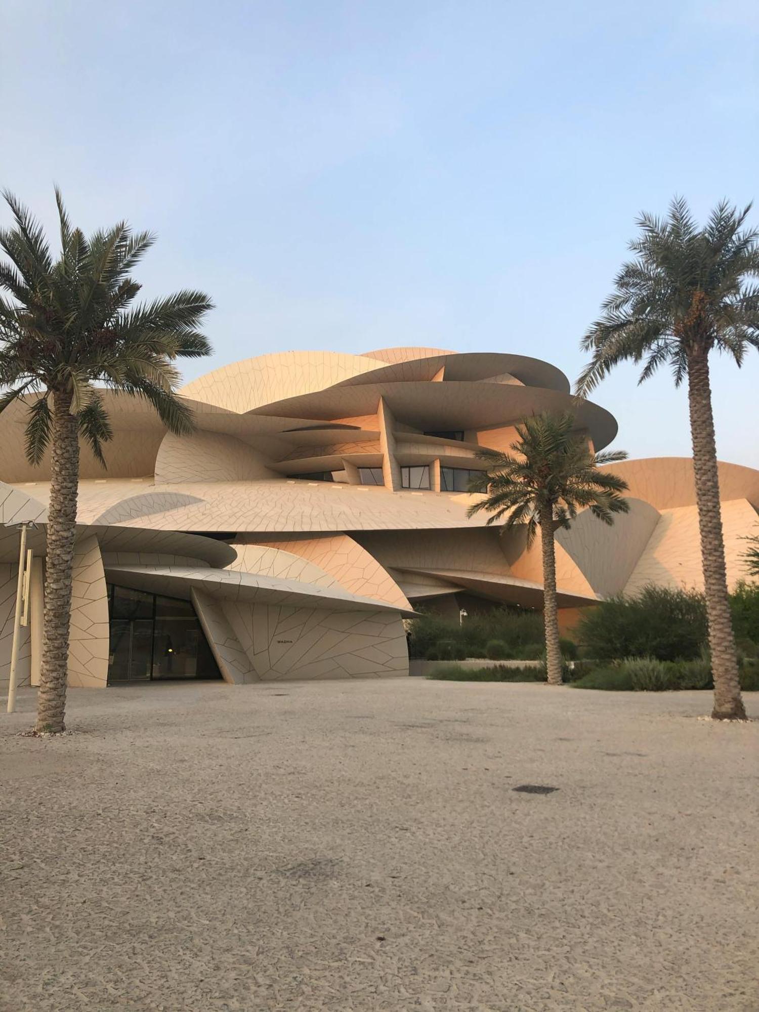 Saraya Palace Hotel Doha Bagian luar foto