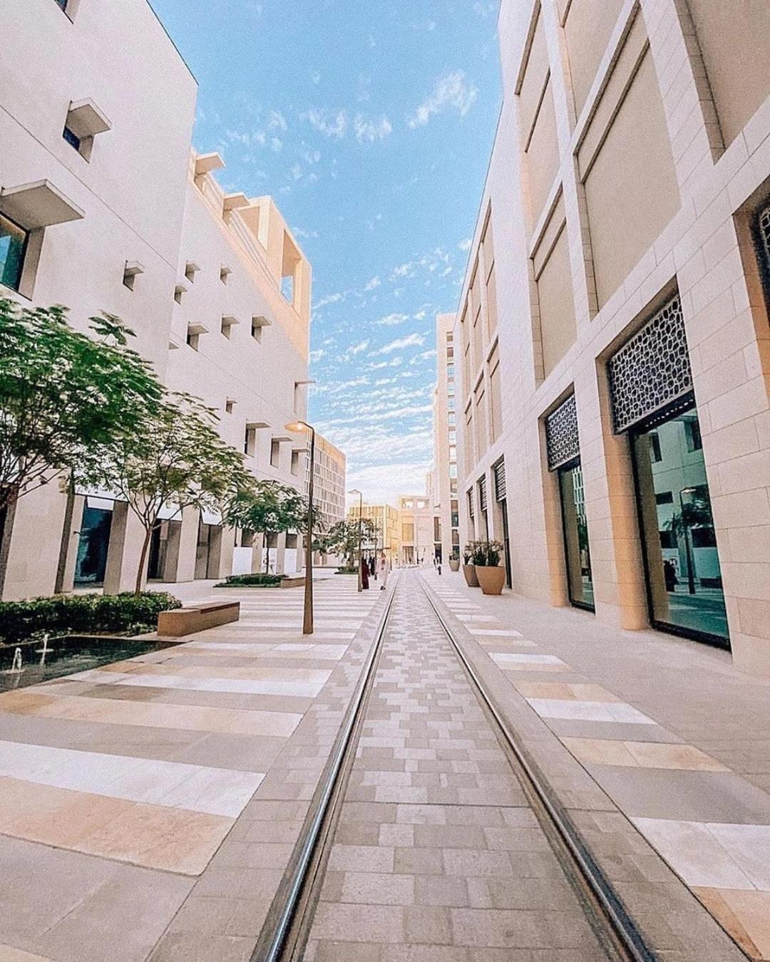 Saraya Palace Hotel Doha Bagian luar foto